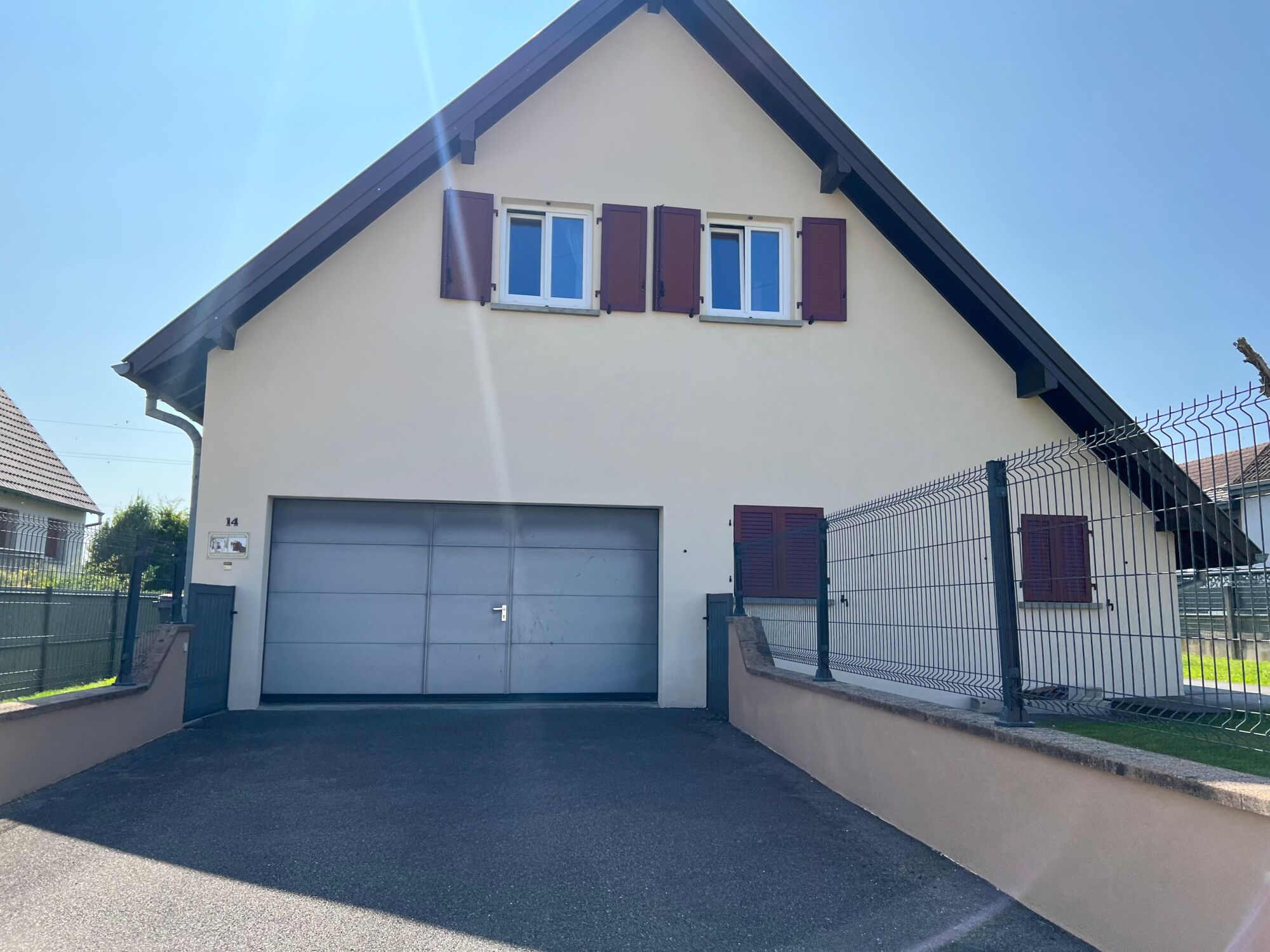 Deux ans après : une façade toujours impeccable à Morschwiller-le-Bas ! Mulhouse