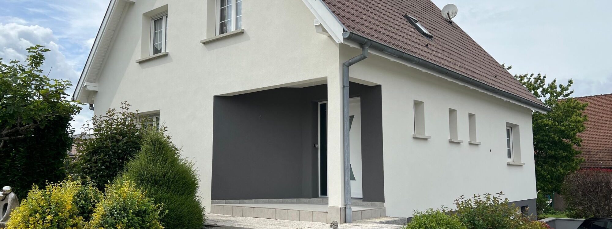 Ravalement de façade à Burnhaupt-le-Haut : une maison remise à neuf Montbéliard