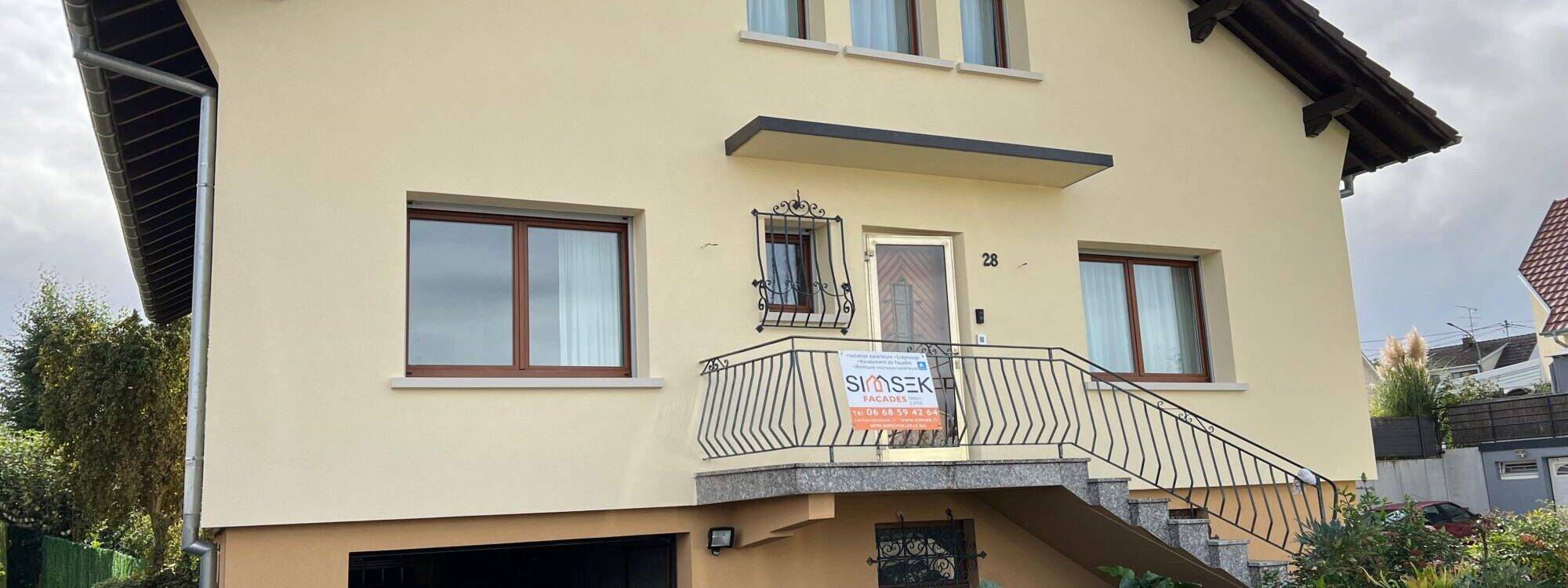Isolation extérieure des murs à Hochstatt : une maison individuelle transformée Audincourt