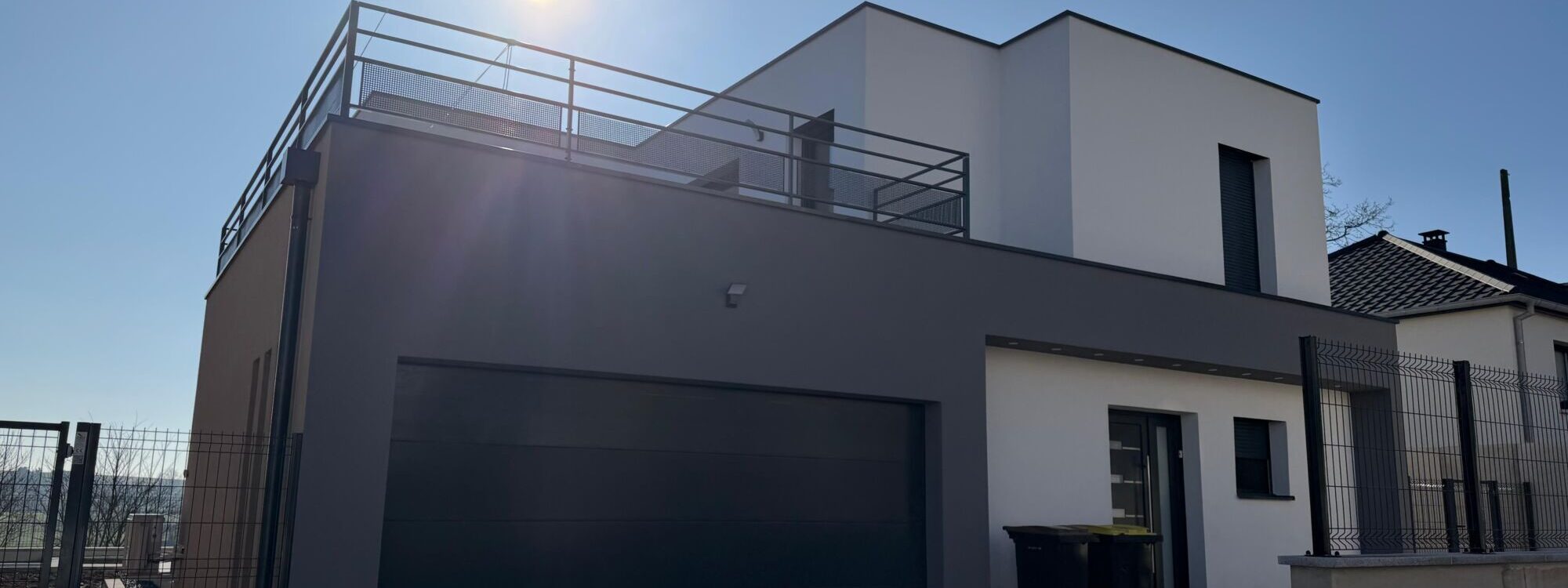 RAVALEMENT FACADE HEIMSBRUNN SIMSEKFACADES 2000X750 | Simsek Façades Ravalement de façade à Heimsbrunn : rénovation complète avec isolation extérieure de la façade arrière Belfort