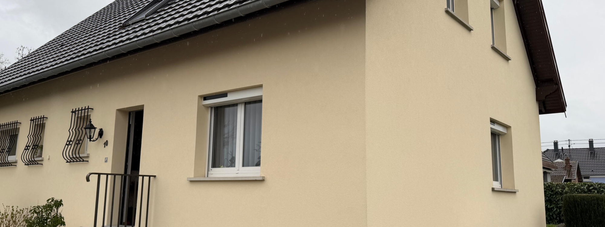 RAVALEMENT FACADE LUTTERBACH SIMSEKFACADES.JPG 2000X750 | Simsek Façades Ravalement de façade à Lutterbach : un résultat durable depuis 2019 Audincourt