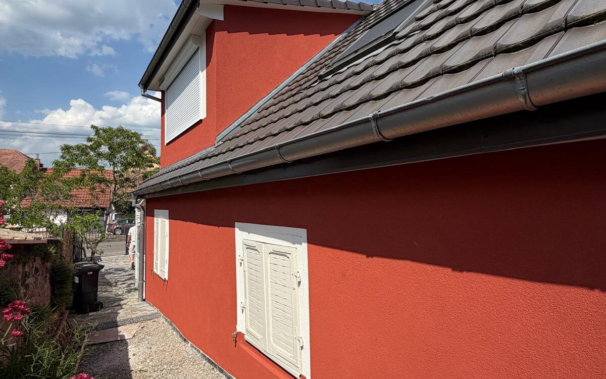 Ravalement de fa&ccedil;ade d’une maison dans le Haut-Rhin : une r&eacute;novation compl&egrave;te r&eacute;alis&eacute;e par SIMSEK Fa&ccedil;ades Colmar